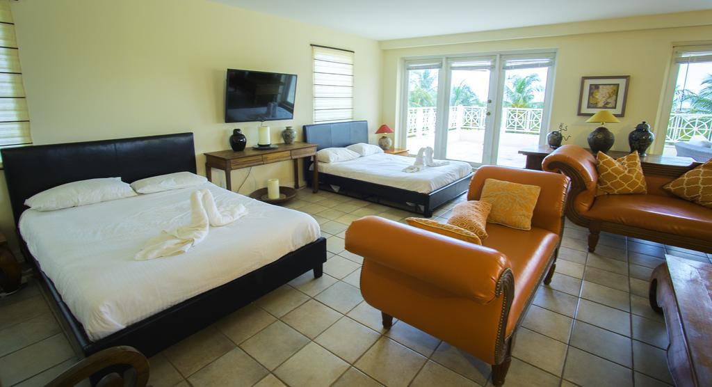 Casa Grande Suites By Yourent ไมอามีบีช ภายนอก รูปภาพ