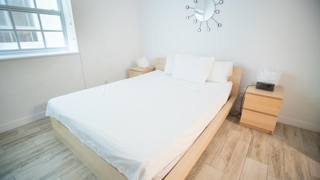 Casa Grande Suites By Yourent ไมอามีบีช ภายนอก รูปภาพ