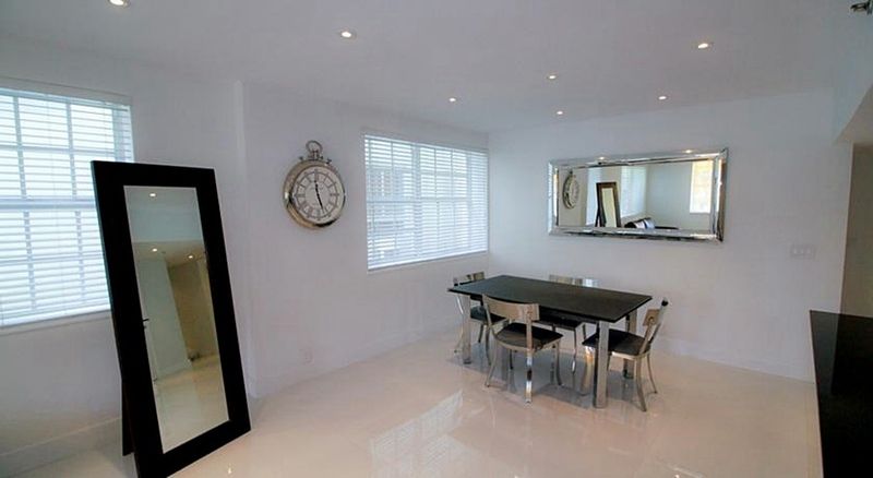 Casa Grande Suites By Yourent ไมอามีบีช ภายนอก รูปภาพ